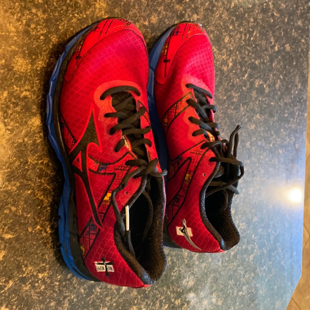 Mizuno Wave Inspire. Men’s 8.5 Running shoe